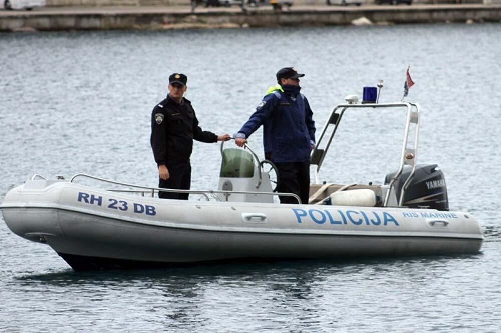 В Кыргызстане планируется учредить водную полицию